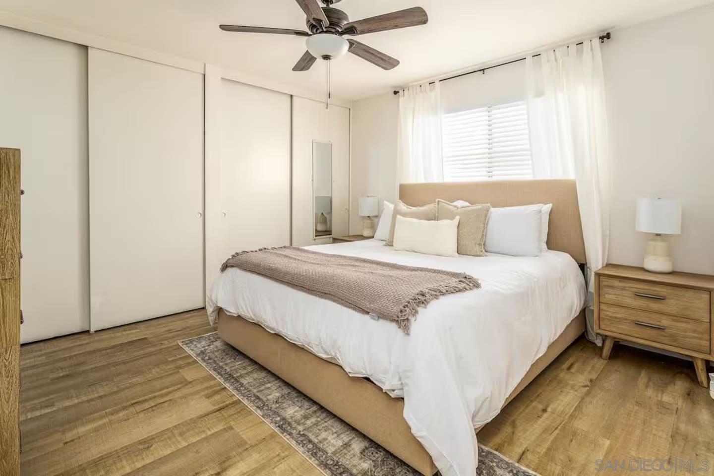 Detail Gallery Image 12 of 39 For 4367  Berwick, San Diego,  CA 92117 - 4 Beds | 3 Baths