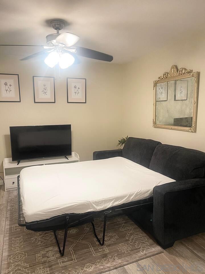 Detail Gallery Image 36 of 39 For 4367  Berwick, San Diego,  CA 92117 - 4 Beds | 3 Baths