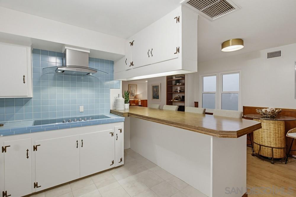 Detail Gallery Image 37 of 75 For 829-31  Avalon Ct, San Diego,  CA 92109 - – Beds | – Baths