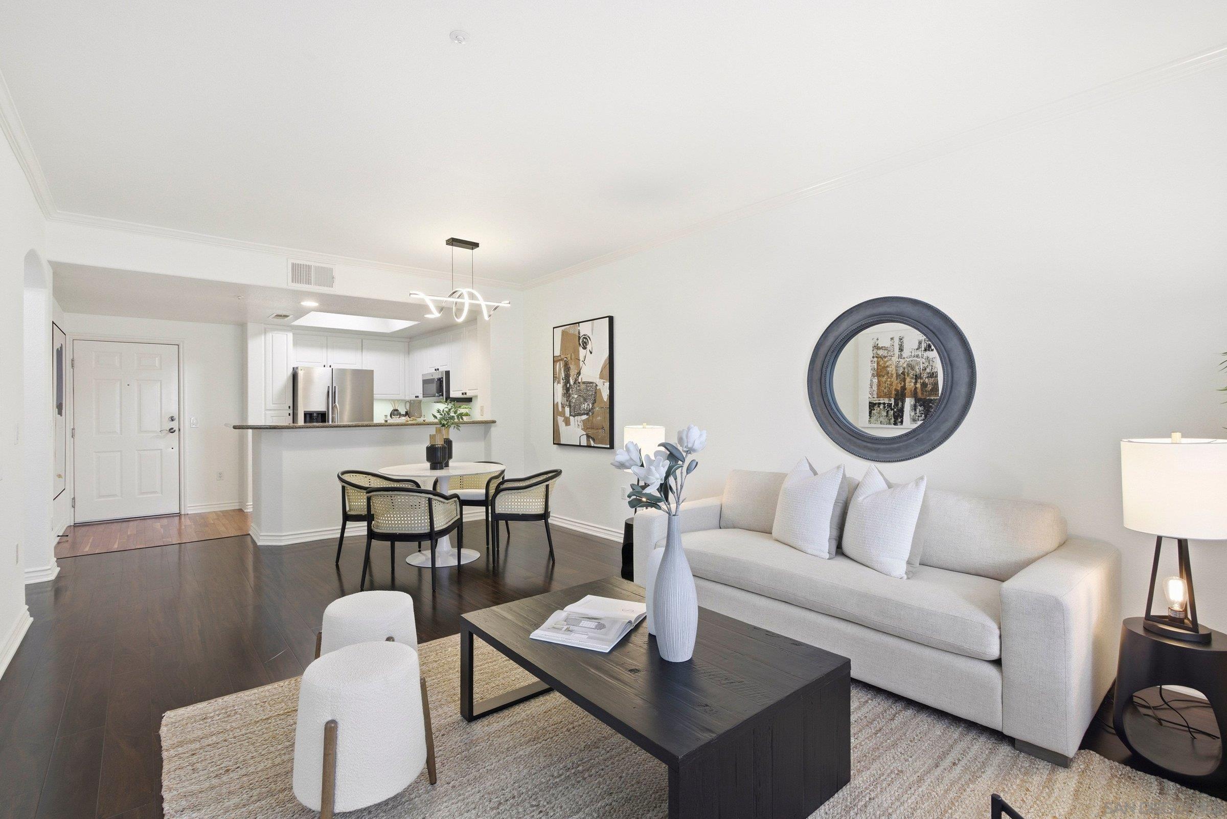 Detail Gallery Image 12 of 38 For 9253  Regents Rd  #A206,  La Jolla,  CA 92037 - 1 Beds | 1 Baths