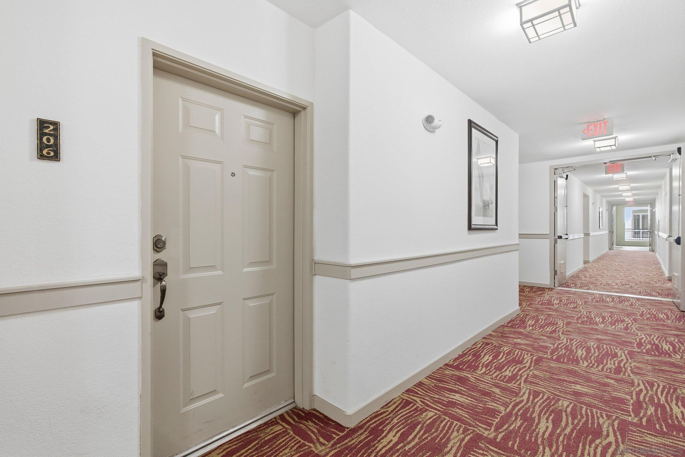 Detail Gallery Image 6 of 38 For 9253  Regents Rd  #A206,  La Jolla,  CA 92037 - 1 Beds | 1 Baths