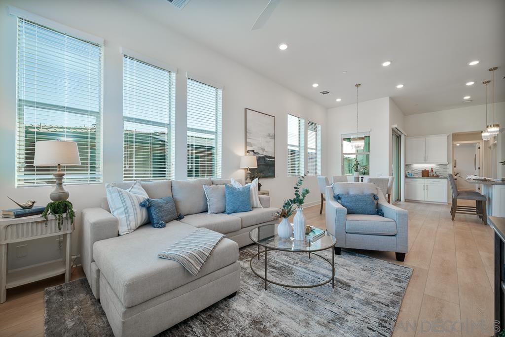 Front Image Thumbnail for SD260003035