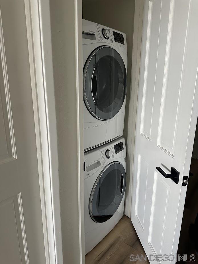 Detail Gallery Image 10 of 21 For 522  4th Street  a, Encinitas,  CA 92024 - 3 Beds | 2 Baths