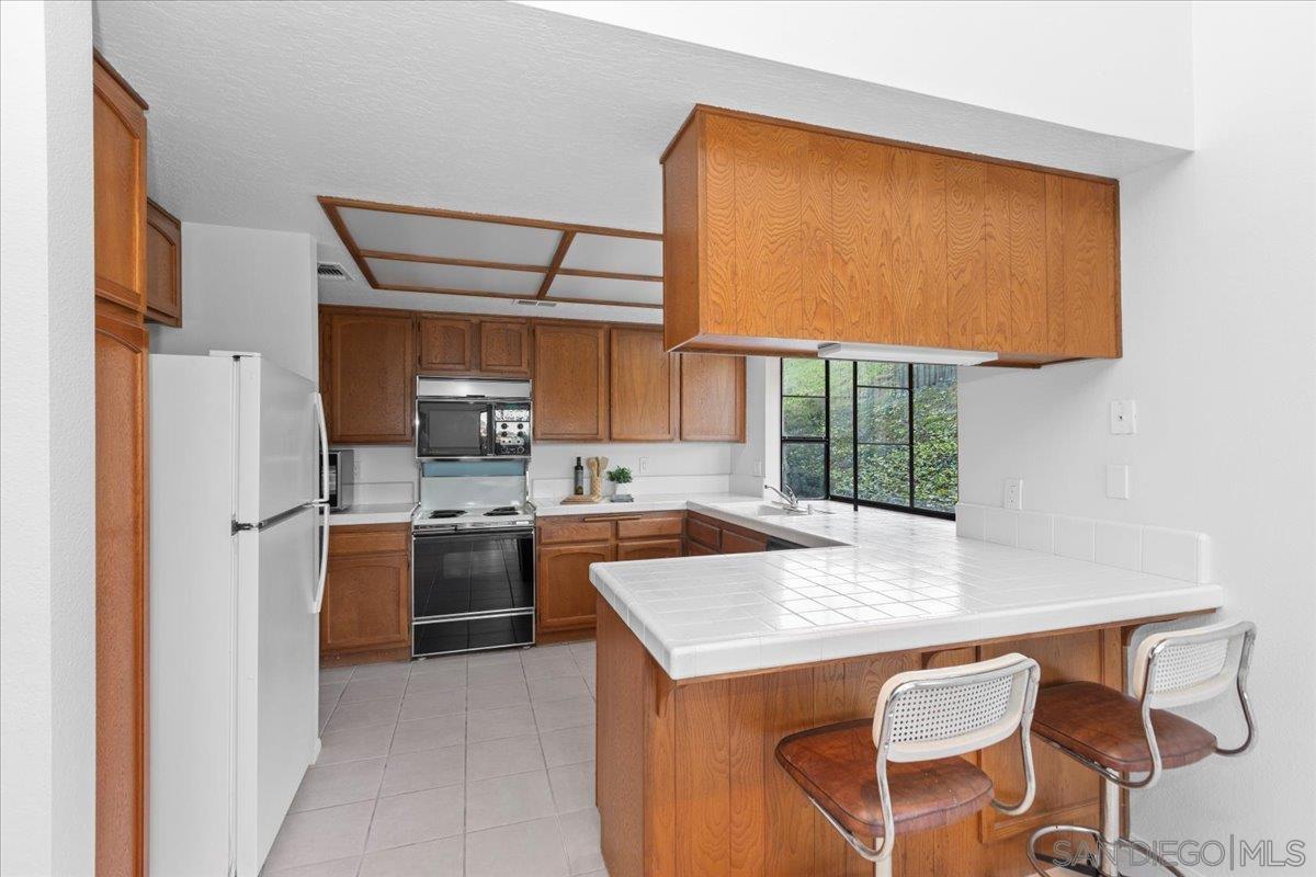 Detail Gallery Image 18 of 43 For 28192  Alava, Mission Viejo,  CA 92692 - 3 Beds | 3 Baths