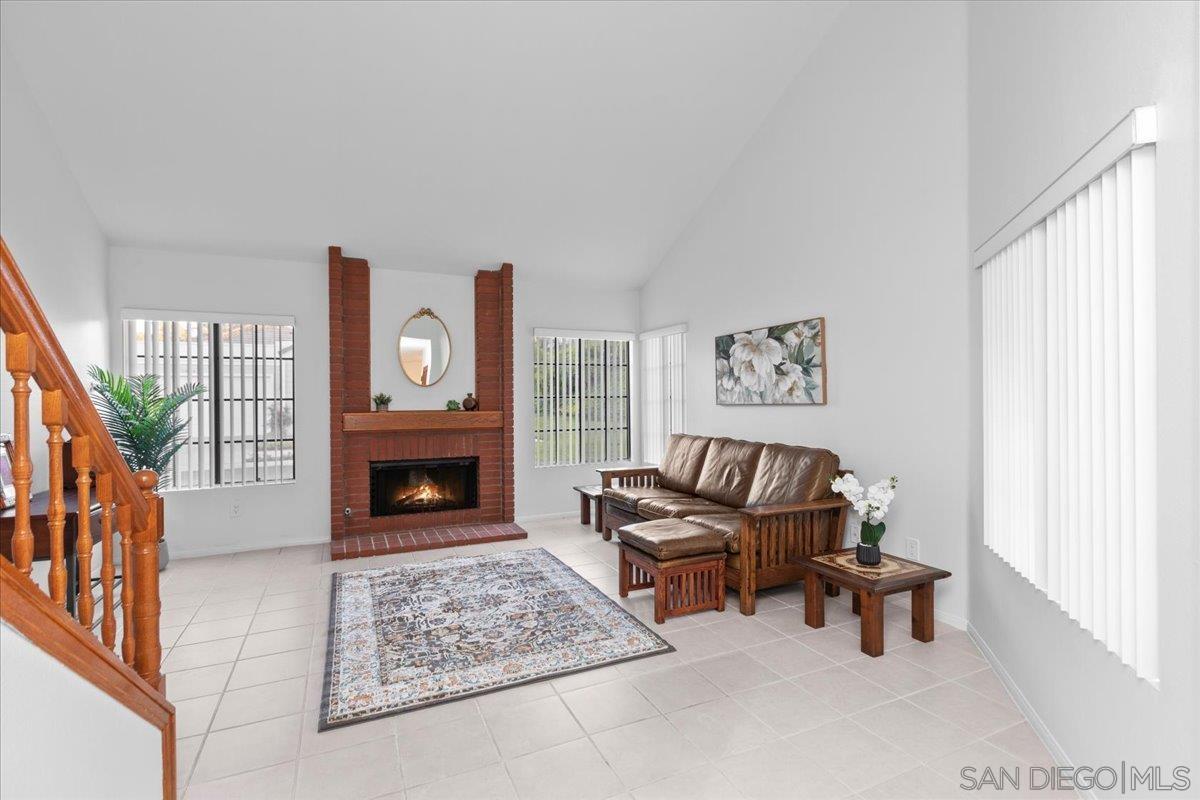 Detail Gallery Image 7 of 43 For 28192  Alava, Mission Viejo,  CA 92692 - 3 Beds | 3 Baths