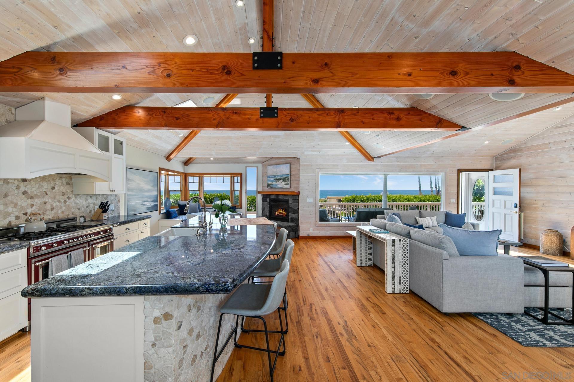 Front Image Thumbnail for SD260003041