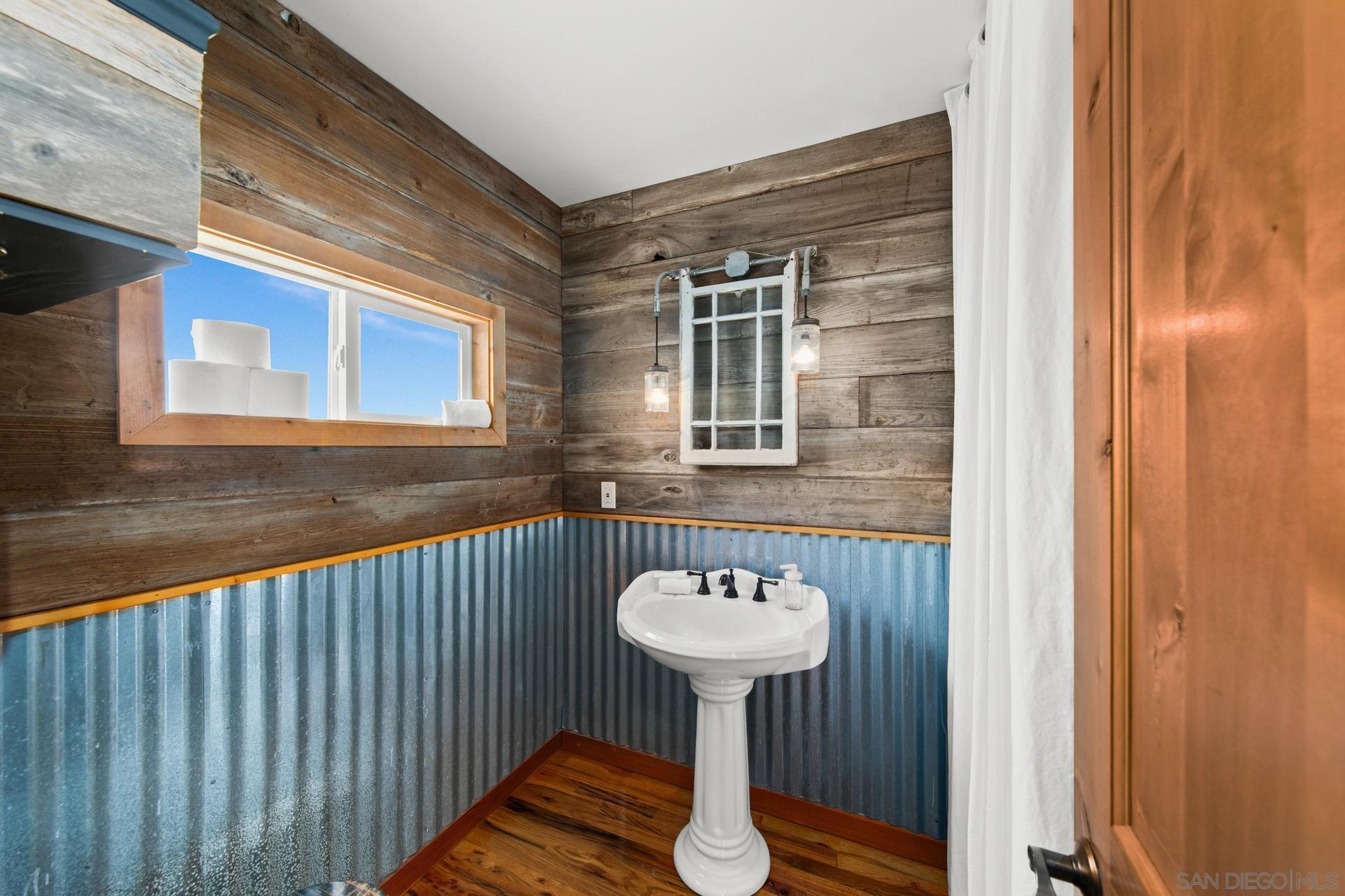 Detail Gallery Image 14 of 55 For 4853/620  Ocean/Law, San Diego,  CA 92109 - 3 Beds | 3/1 Baths