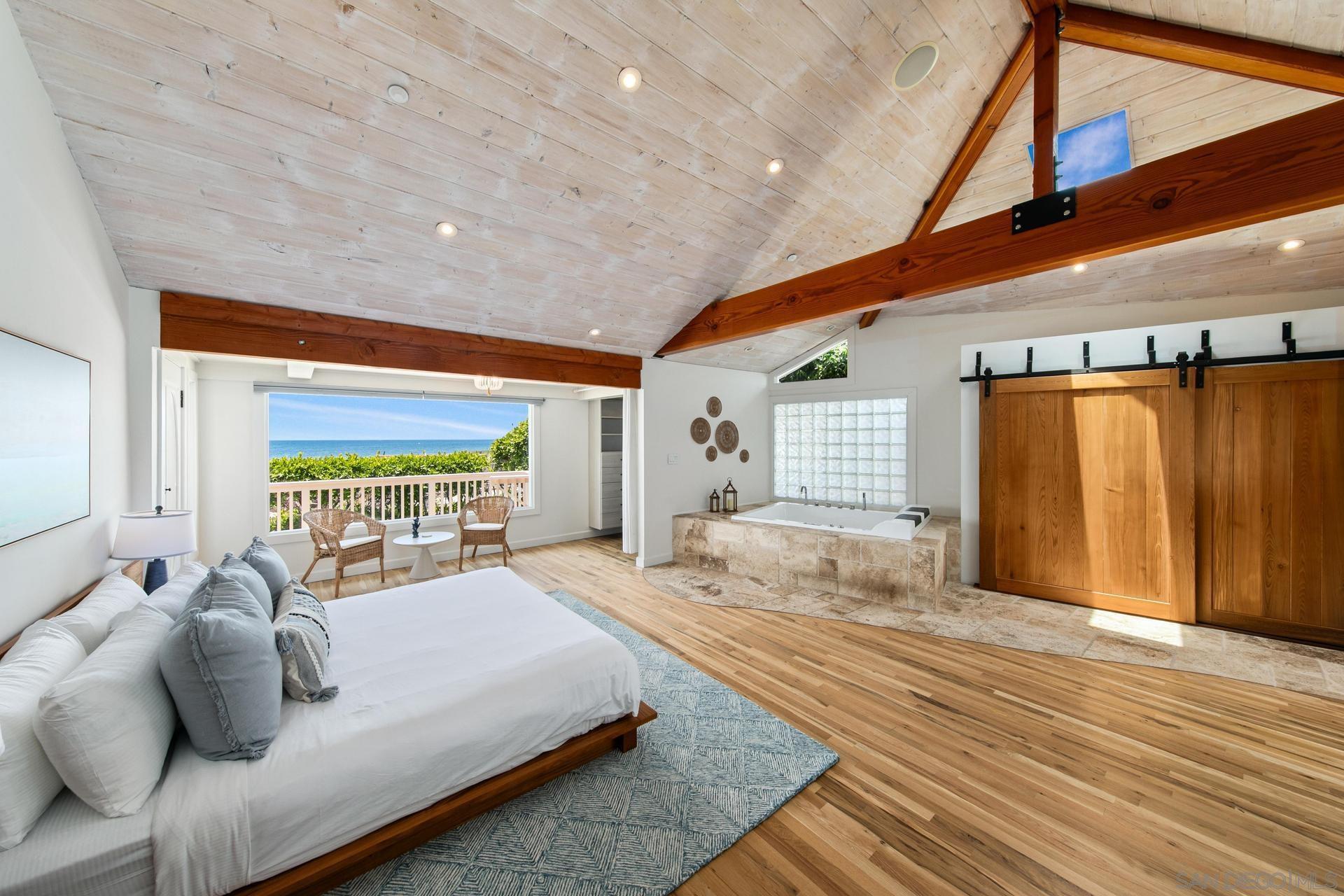 Detail Gallery Image 18 of 55 For 4853/620  Ocean/Law, San Diego,  CA 92109 - 3 Beds | 3/1 Baths