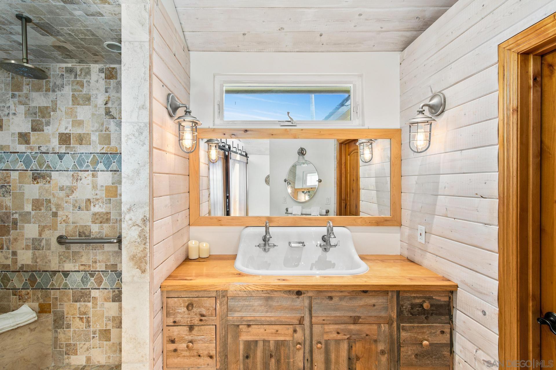 Detail Gallery Image 23 of 55 For 4853/620  Ocean/Law, San Diego,  CA 92109 - 3 Beds | 3/1 Baths