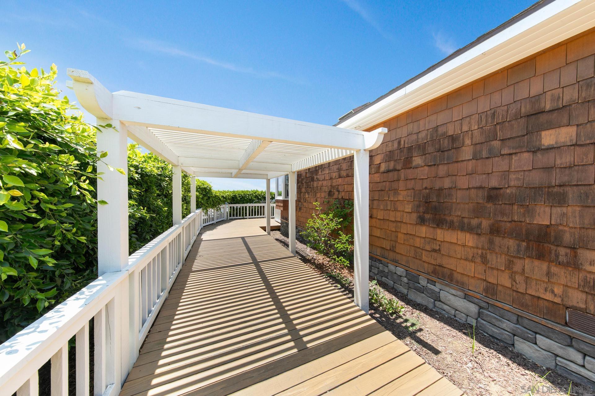 Detail Gallery Image 38 of 55 For 4853/620  Ocean/Law, San Diego,  CA 92109 - 3 Beds | 3/1 Baths