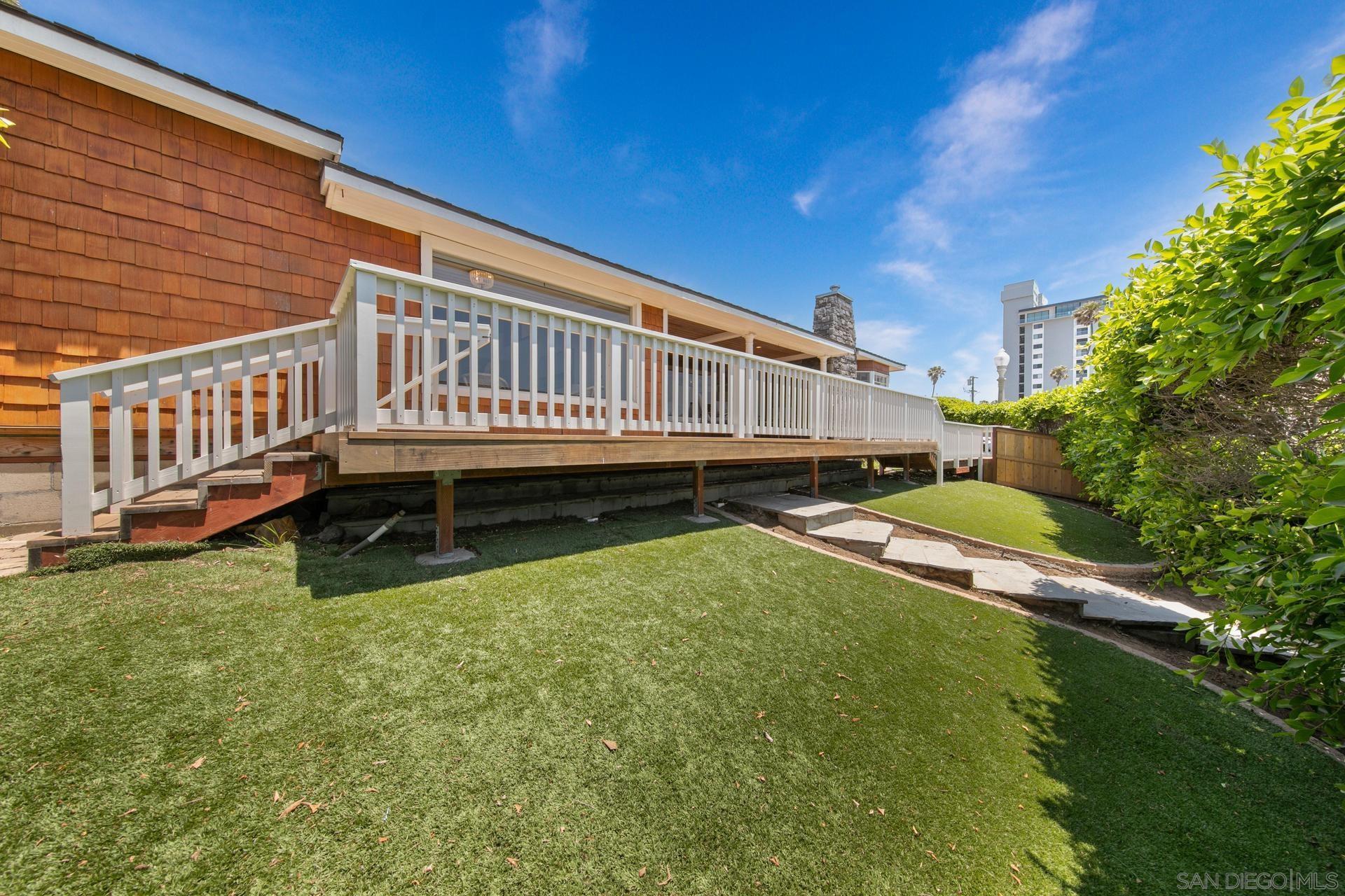 Detail Gallery Image 39 of 55 For 4853/620  Ocean/Law, San Diego,  CA 92109 - 3 Beds | 3/1 Baths