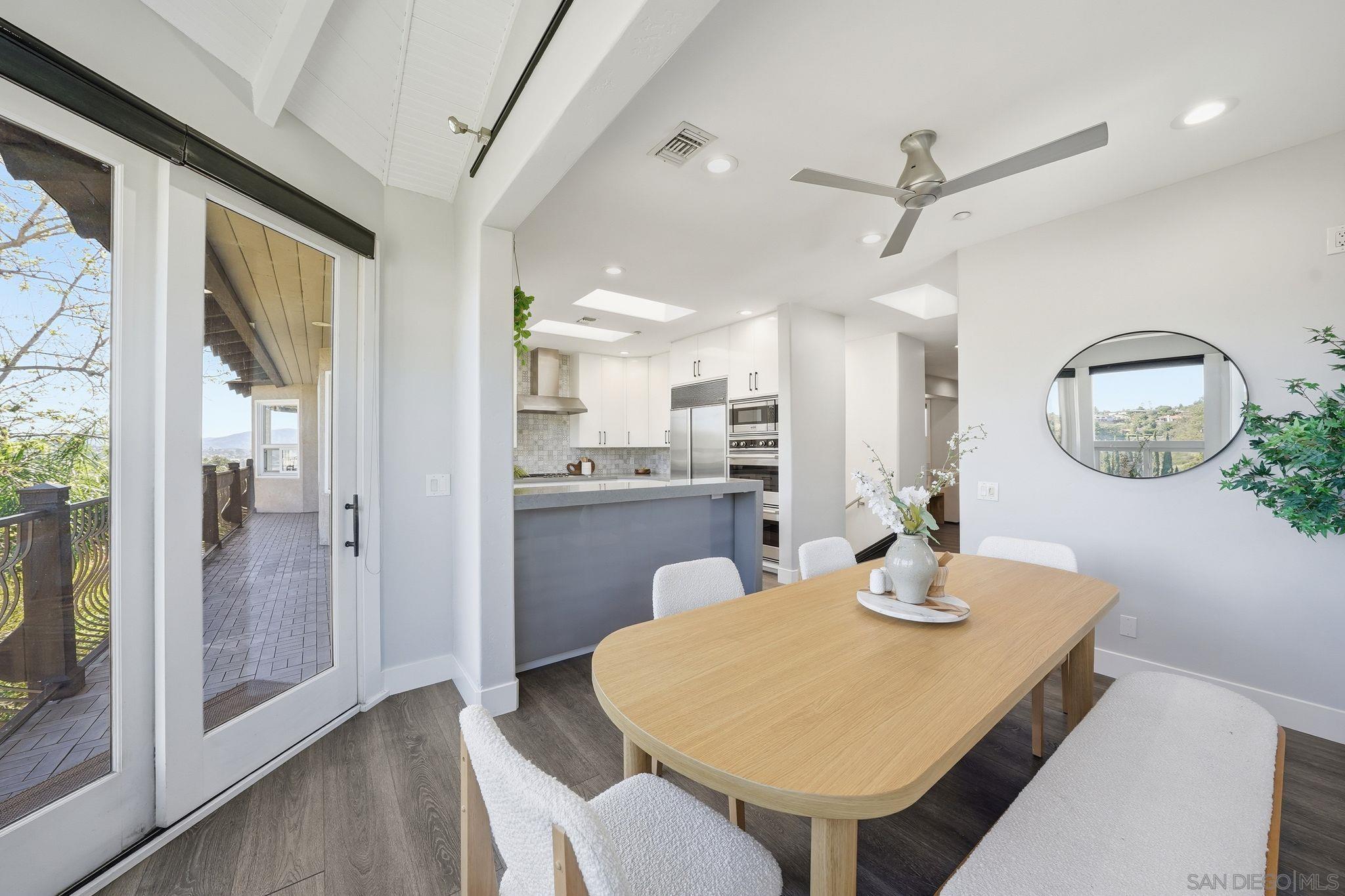 Detail Gallery Image 22 of 74 For 9610  Vista Del Sol, Spring Valley,  CA 91977 - 7 Beds | 4/1 Baths