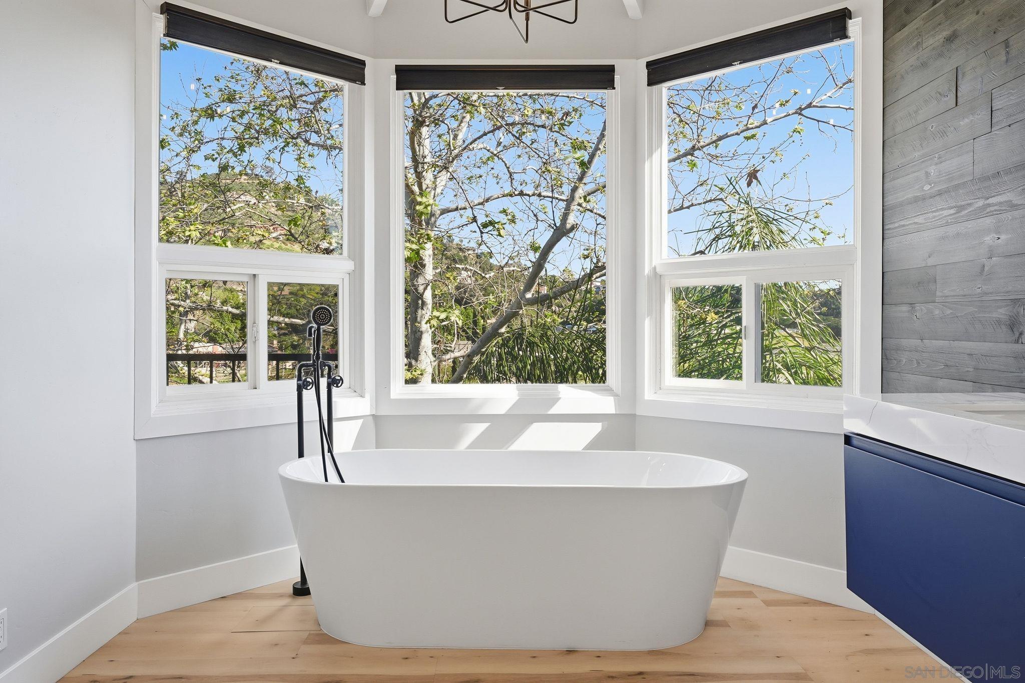 Detail Gallery Image 31 of 74 For 9610  Vista Del Sol, Spring Valley,  CA 91977 - 7 Beds | 4/1 Baths