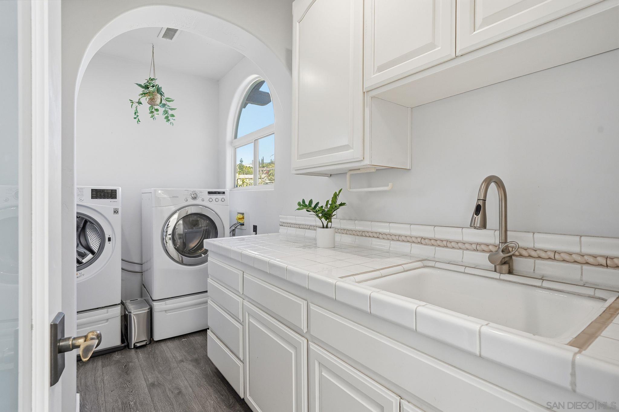 Detail Gallery Image 57 of 74 For 9610  Vista Del Sol, Spring Valley,  CA 91977 - 7 Beds | 4/1 Baths