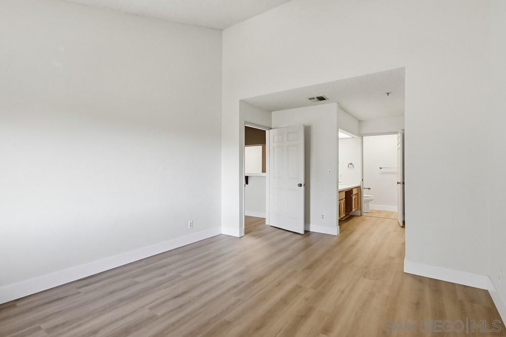 Detail Gallery Image 20 of 29 For 5765  Friars Rd, San Diego,  CA 92110 - 2 Beds | 2 Baths