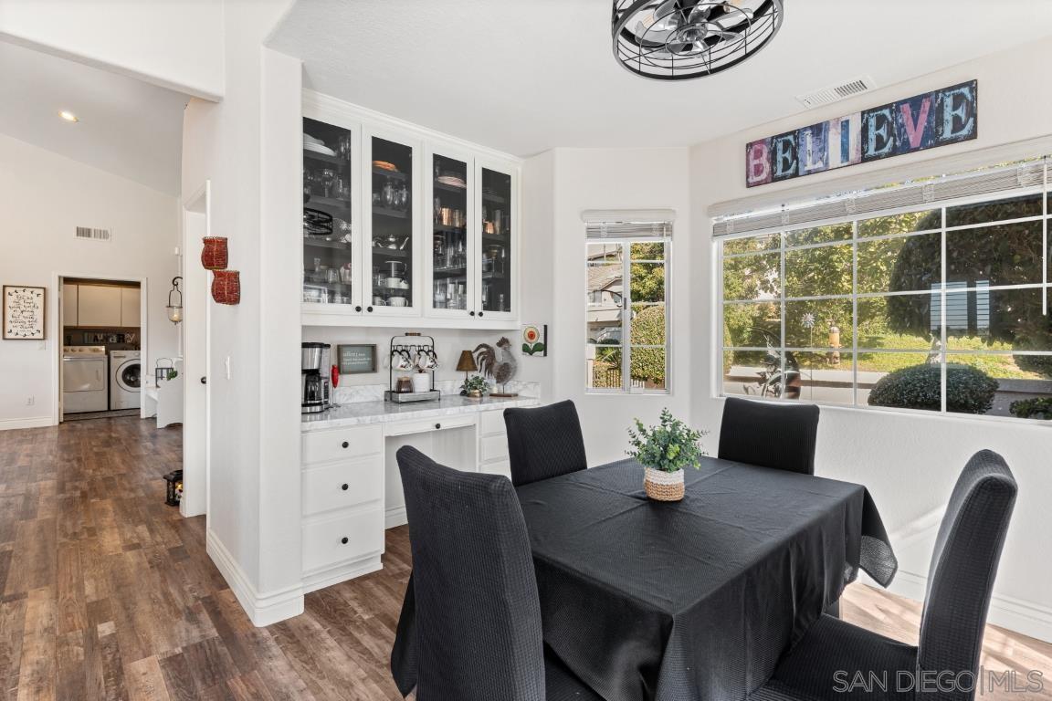 Detail Gallery Image 10 of 37 For 56  via Casitas, Bonsall,  CA 92003 - 3 Beds | 2/1 Baths