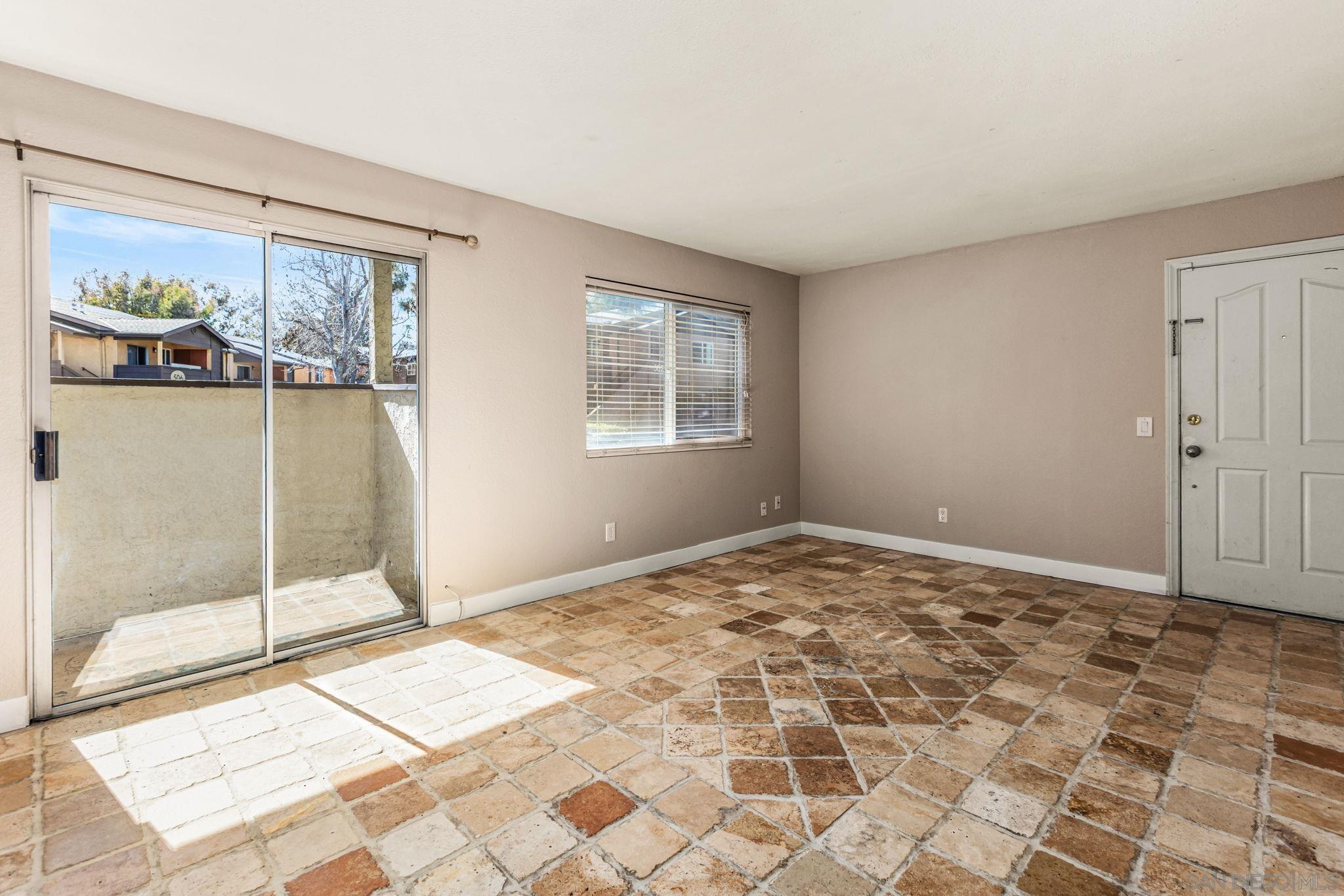 Detail Gallery Image 6 of 27 For 510  Calle Montecito  #51,  Oceanside,  CA 92057 - 2 Beds | 1 Baths