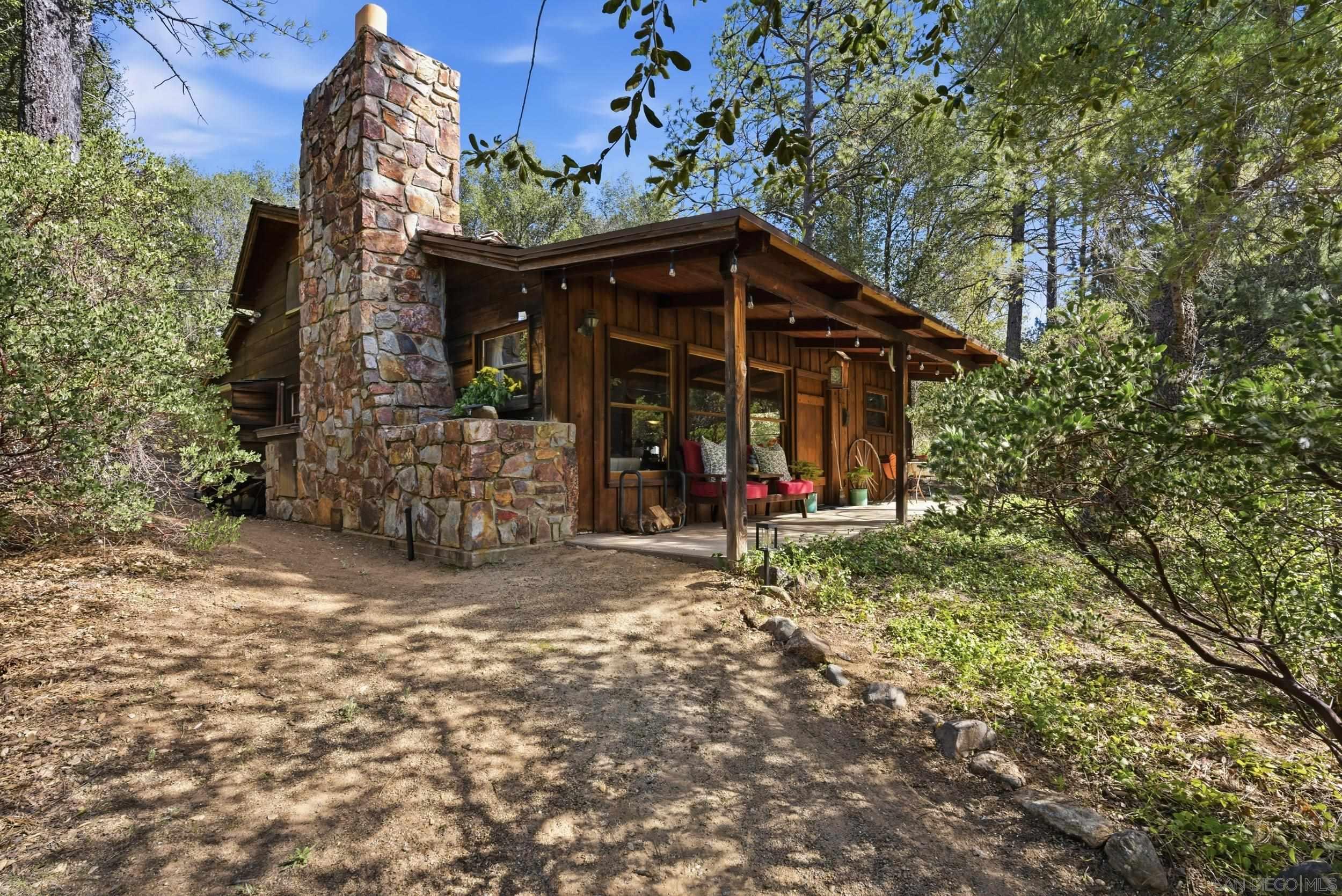 Detail Gallery Image 2 of 40 For 7809  Scrub Jay Lane, Pine Valley,  CA 91962 - 2 Beds | 3 Baths