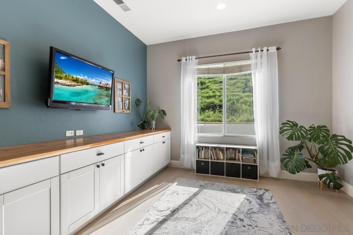 Detail Gallery Image 19 of 52 For 310  Highland Oaks, Fallbrook,  CA 92028 - 5 Beds | 4/1 Baths