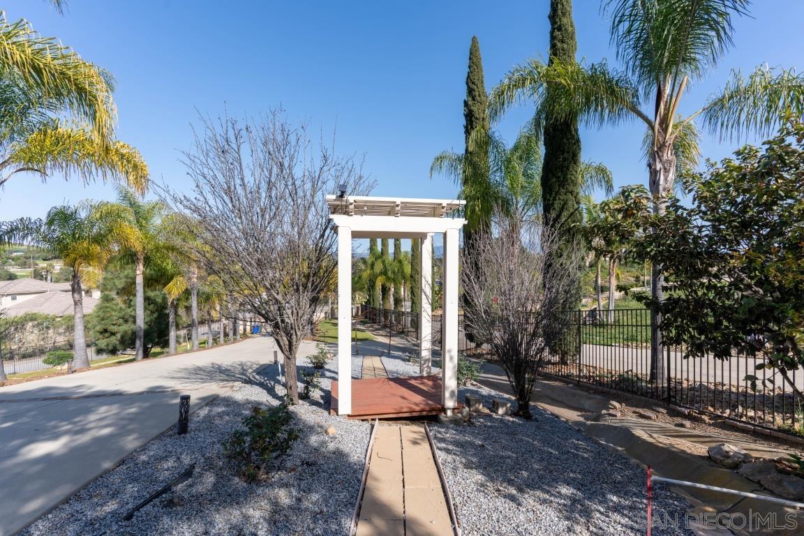 Detail Gallery Image 49 of 52 For 310  Highland Oaks, Fallbrook,  CA 92028 - 5 Beds | 4/1 Baths