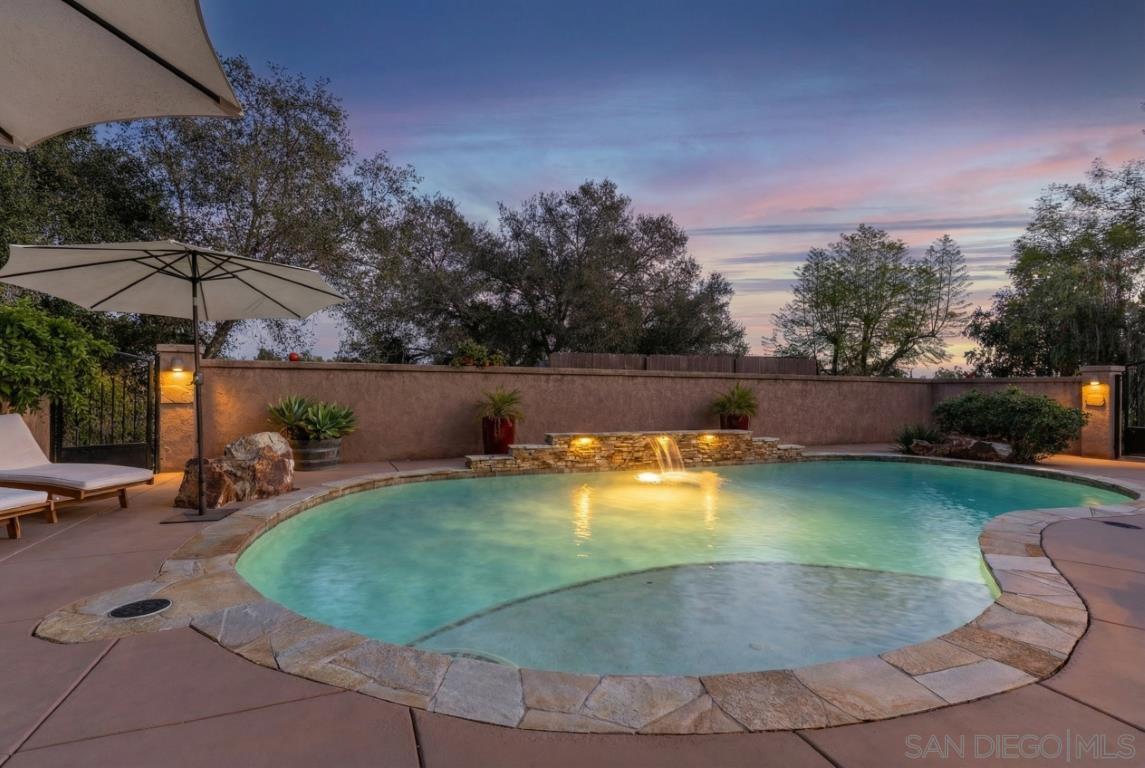 Detail Gallery Image 24 of 41 For 1195  via Encinos, Fallbrook,  CA 92028 - 5 Beds | 4 Baths