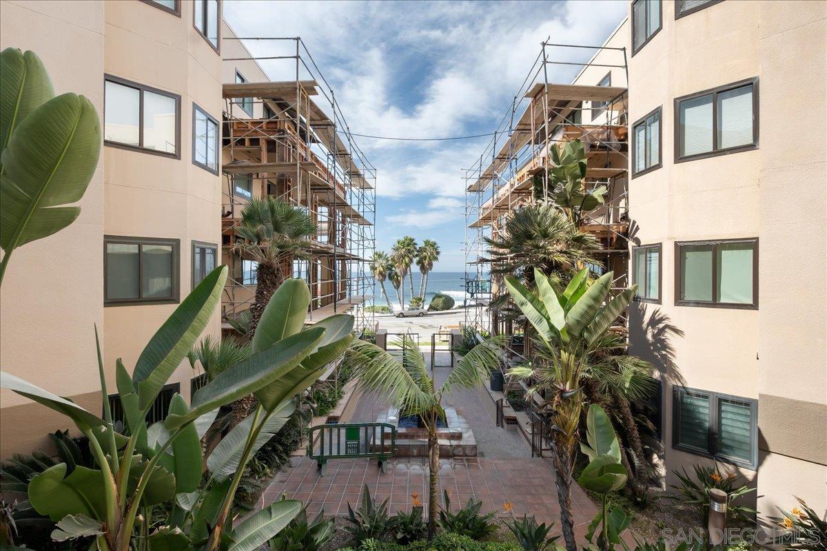 Detail Gallery Image 6 of 45 For 333  Coast Blvd  #8,  La Jolla,  CA 92037 - 2 Beds | 2 Baths