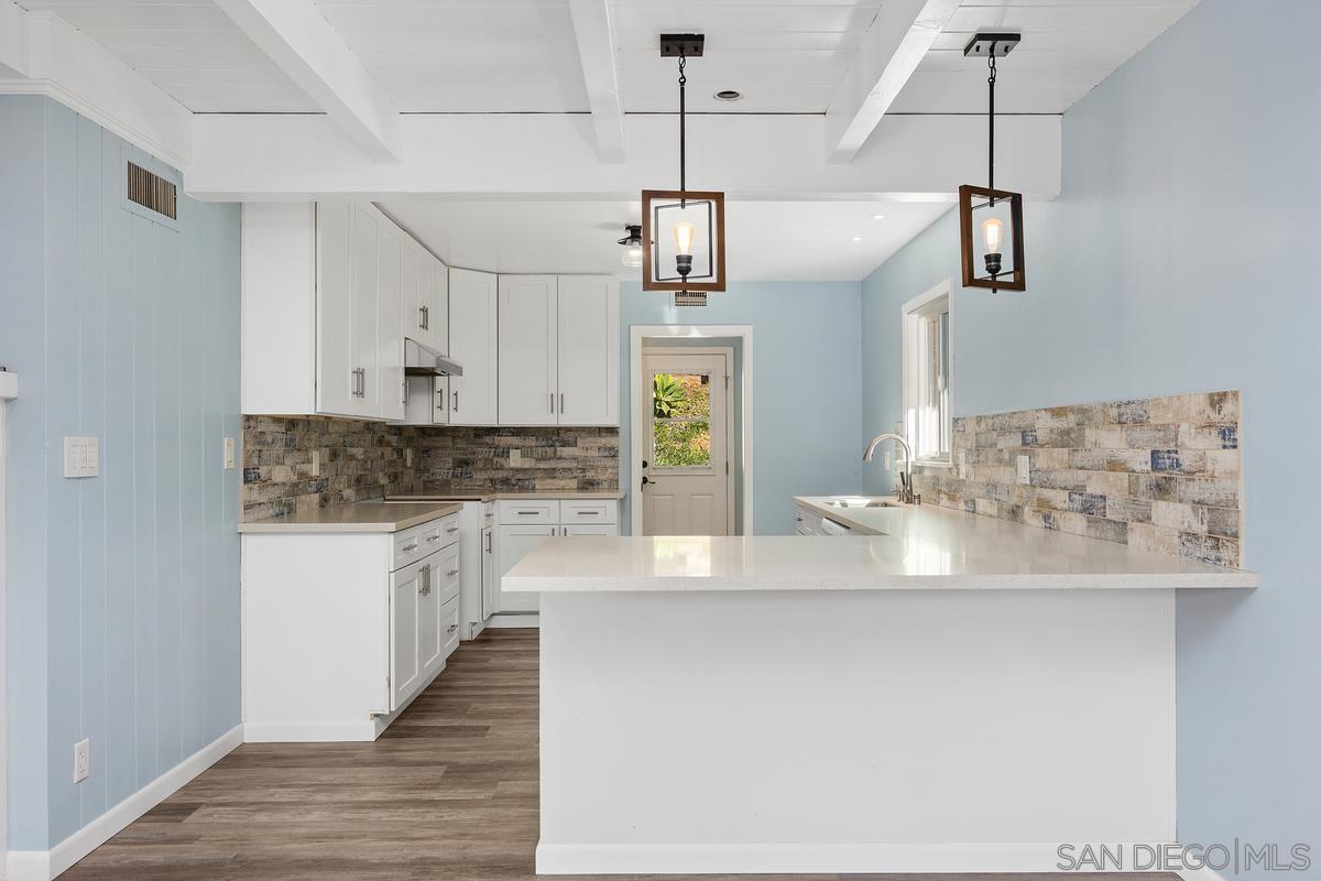 Detail Gallery Image 14 of 48 For 820  Cookie Lane, Fallbrook,  CA 92028 - 4 Beds | 3 Baths