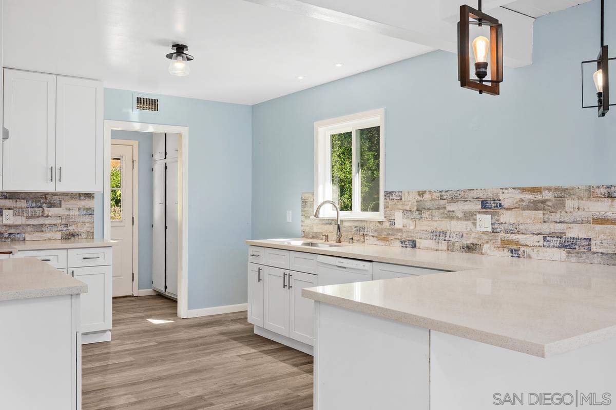 Detail Gallery Image 19 of 48 For 820  Cookie Lane, Fallbrook,  CA 92028 - 4 Beds | 3 Baths