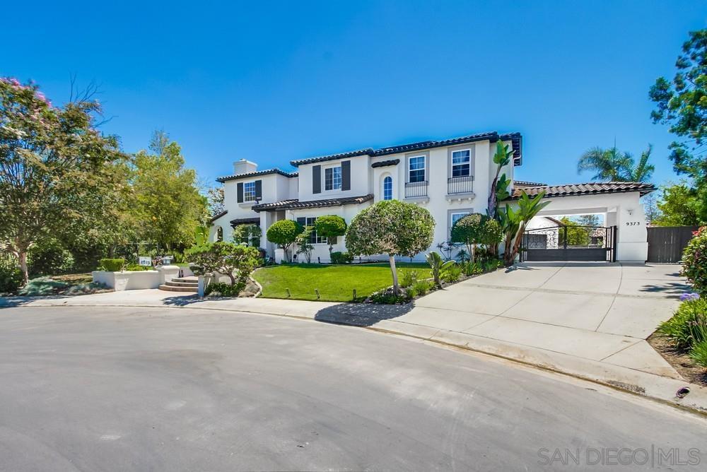 Detail Gallery Image 3 of 74 For 9373  Fostoria Ct, San Diego,  CA 92127 - 5 Beds | 5/1 Baths