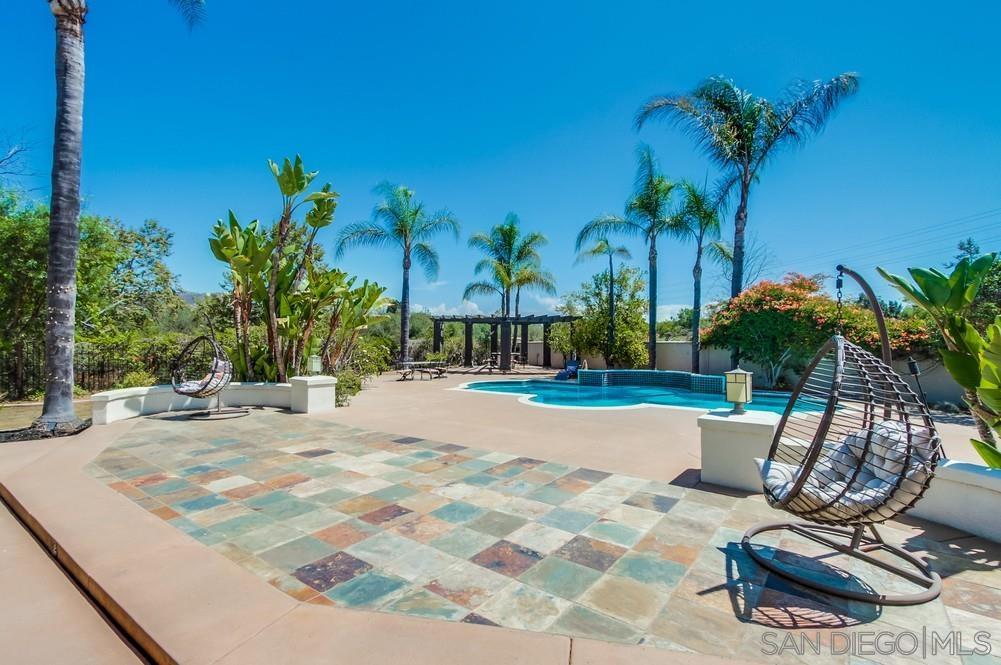 Detail Gallery Image 30 of 74 For 9373  Fostoria Ct, San Diego,  CA 92127 - 5 Beds | 5/1 Baths