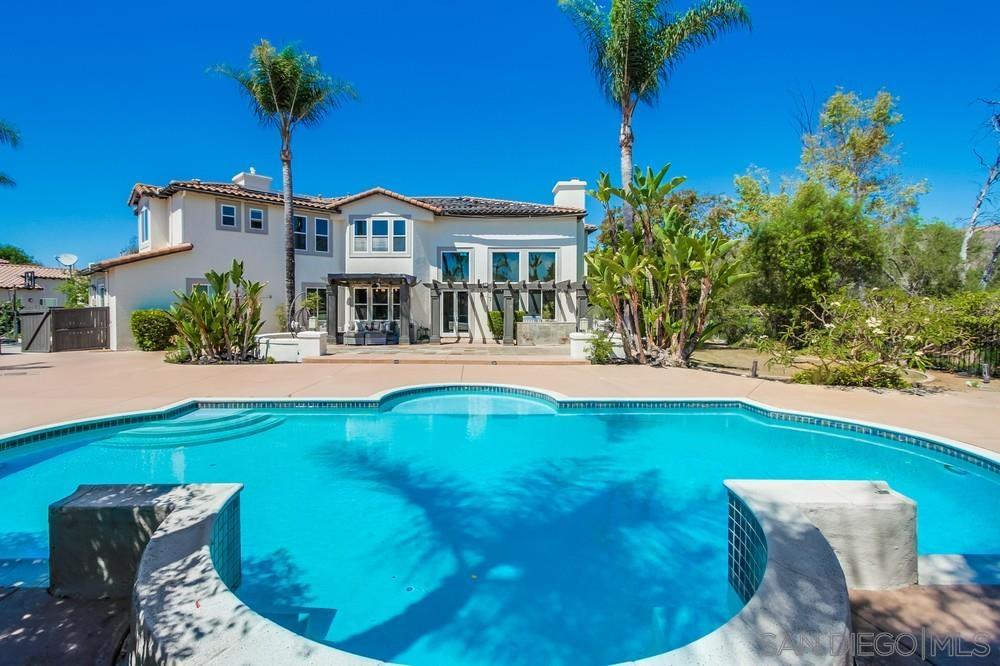 Detail Gallery Image 35 of 74 For 9373  Fostoria Ct, San Diego,  CA 92127 - 5 Beds | 5/1 Baths