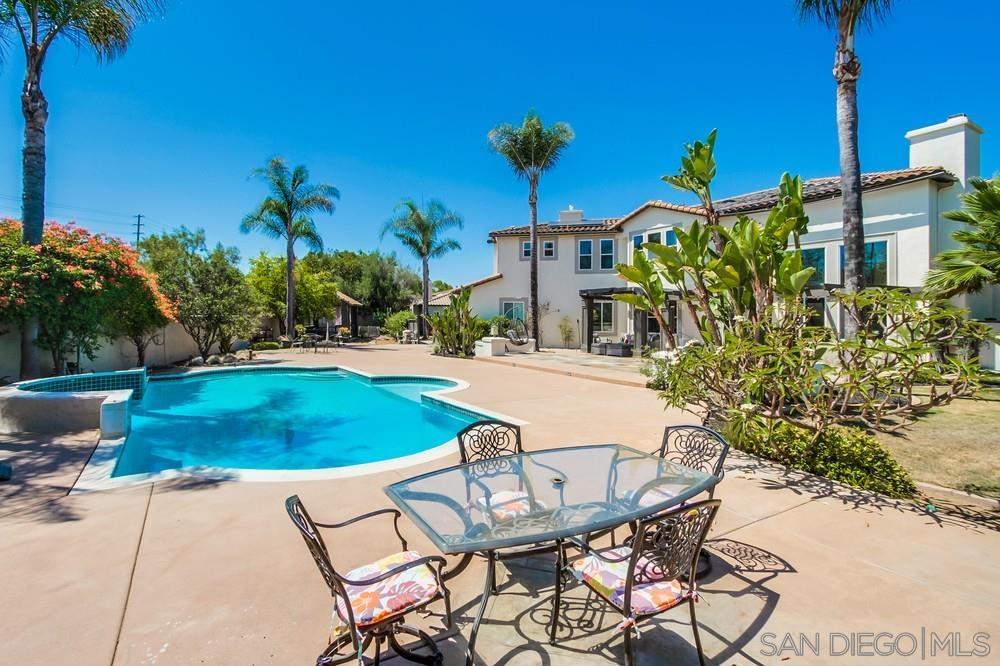 Detail Gallery Image 36 of 74 For 9373  Fostoria Ct, San Diego,  CA 92127 - 5 Beds | 5/1 Baths