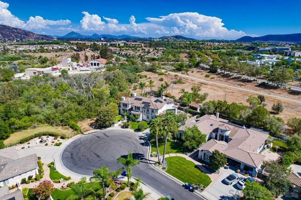 Detail Gallery Image 41 of 74 For 9373  Fostoria Ct, San Diego,  CA 92127 - 5 Beds | 5/1 Baths