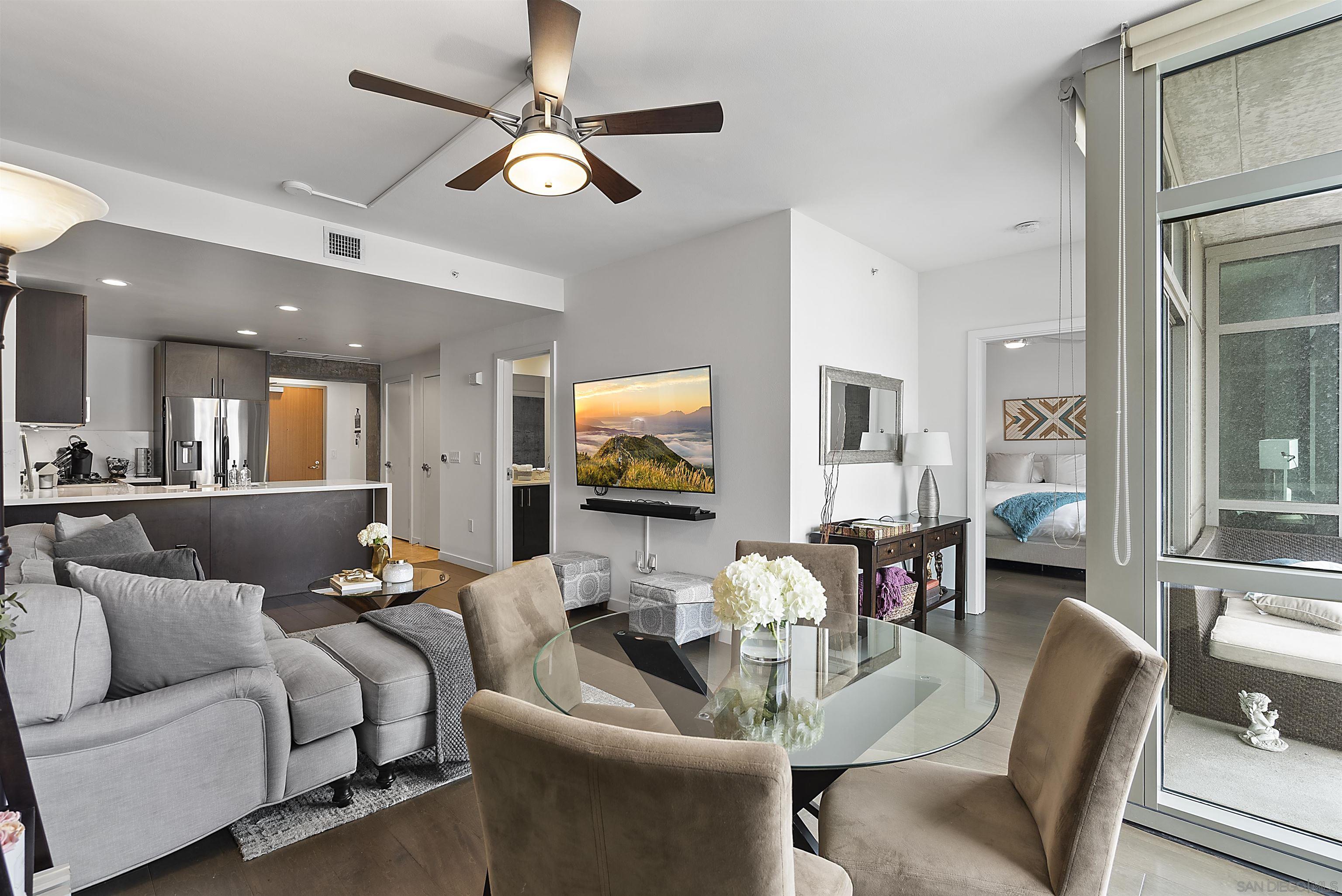 Detail Gallery Image 12 of 33 For 800  the Mark Ln  803, San Diego,  CA 92101 - 1 Beds | 1 Baths