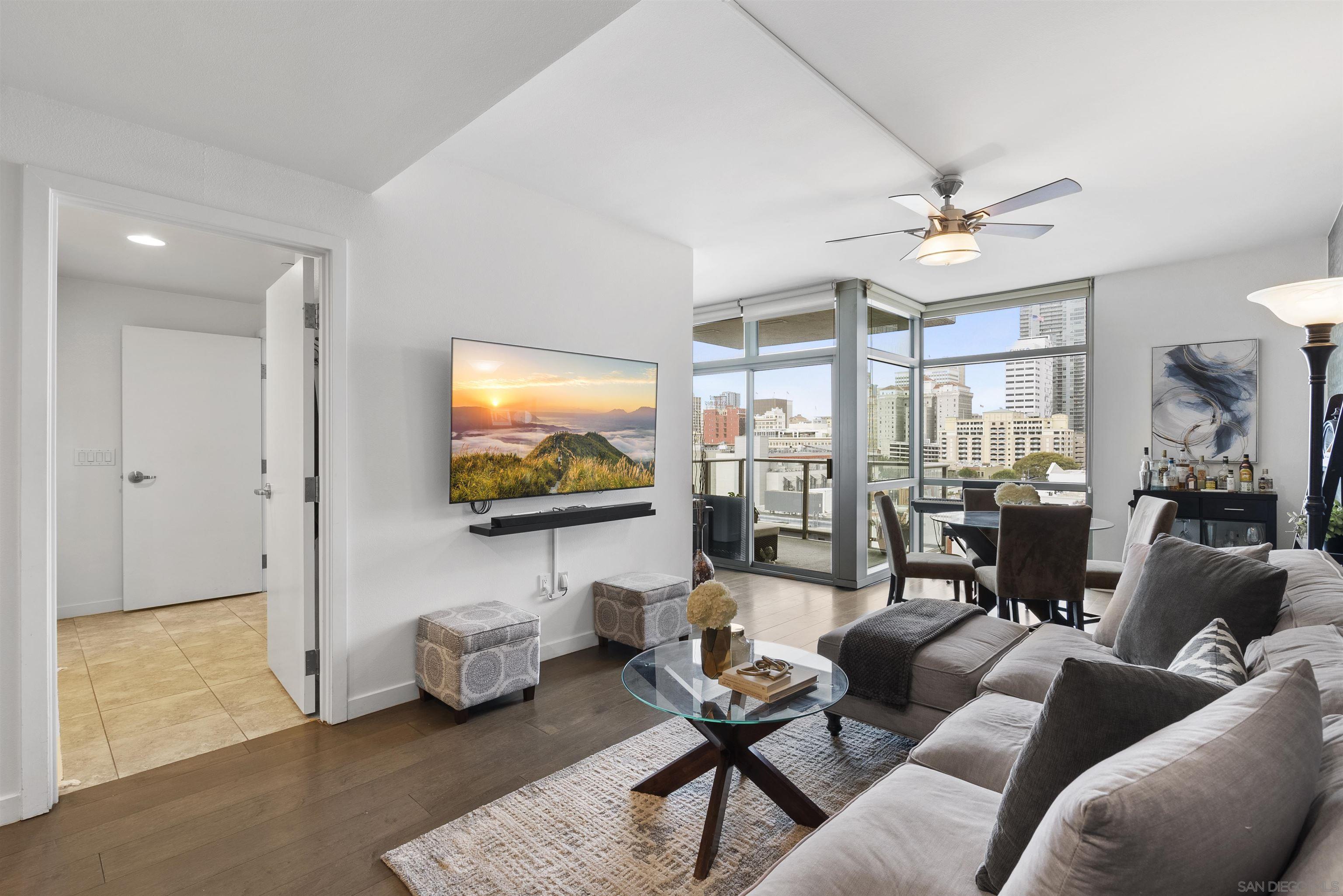 Detail Gallery Image 6 of 33 For 800  the Mark Ln  803, San Diego,  CA 92101 - 1 Beds | 1 Baths