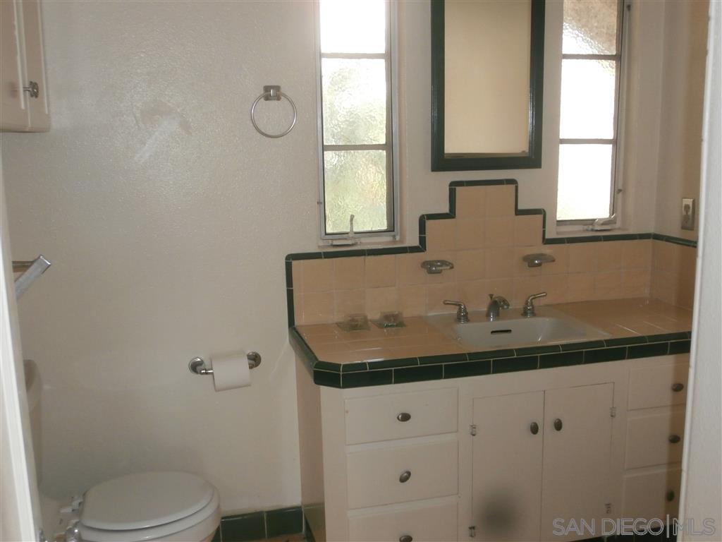 Detail Gallery Image 11 of 23 For 3365  State Street, San Diego,  CA 92103 - 3 Beds | 2 Baths