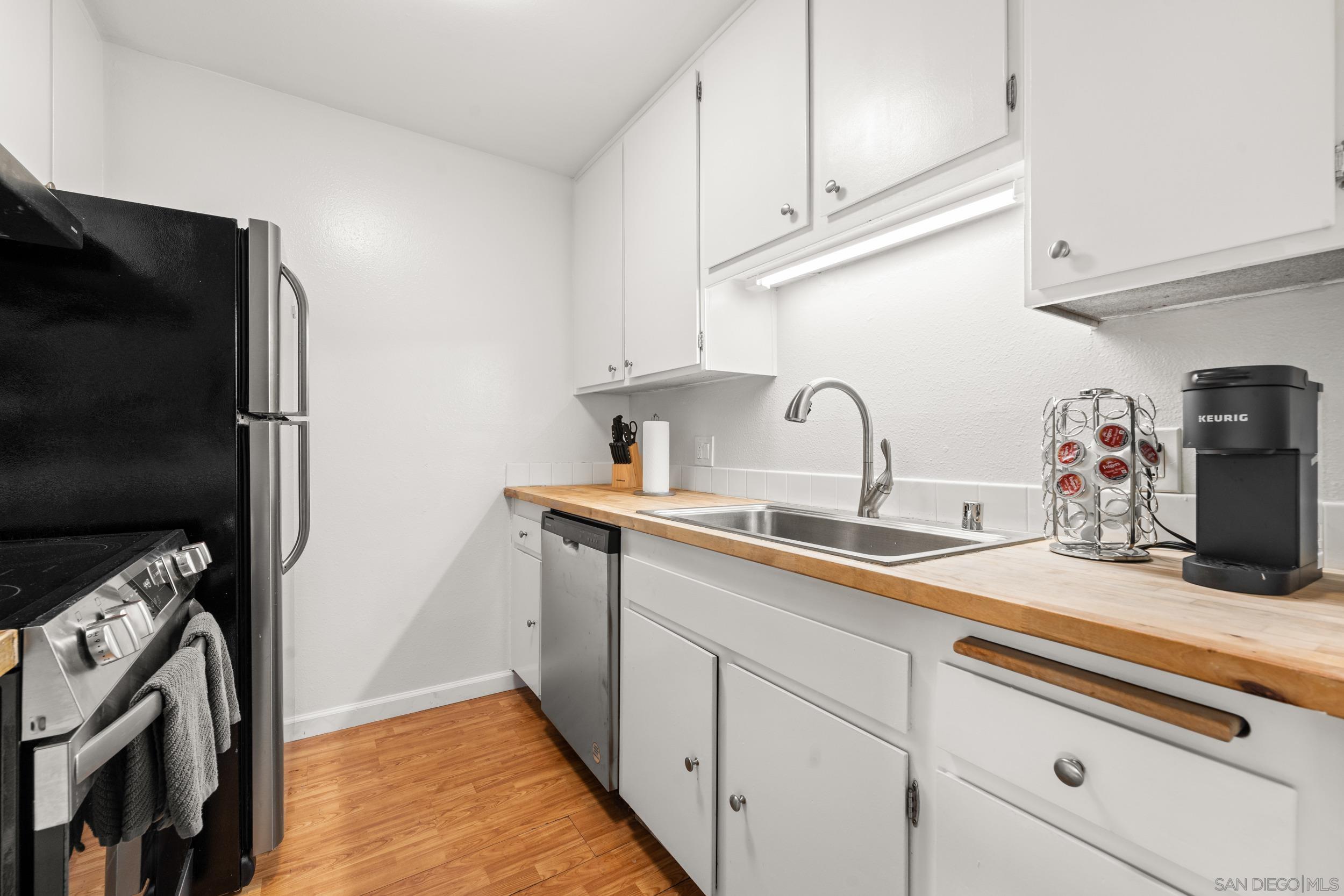 Detail Gallery Image 3 of 19 For 6202  Friars Rd  #215,  San Diego,  CA 92108 - 1 Beds | 1 Baths