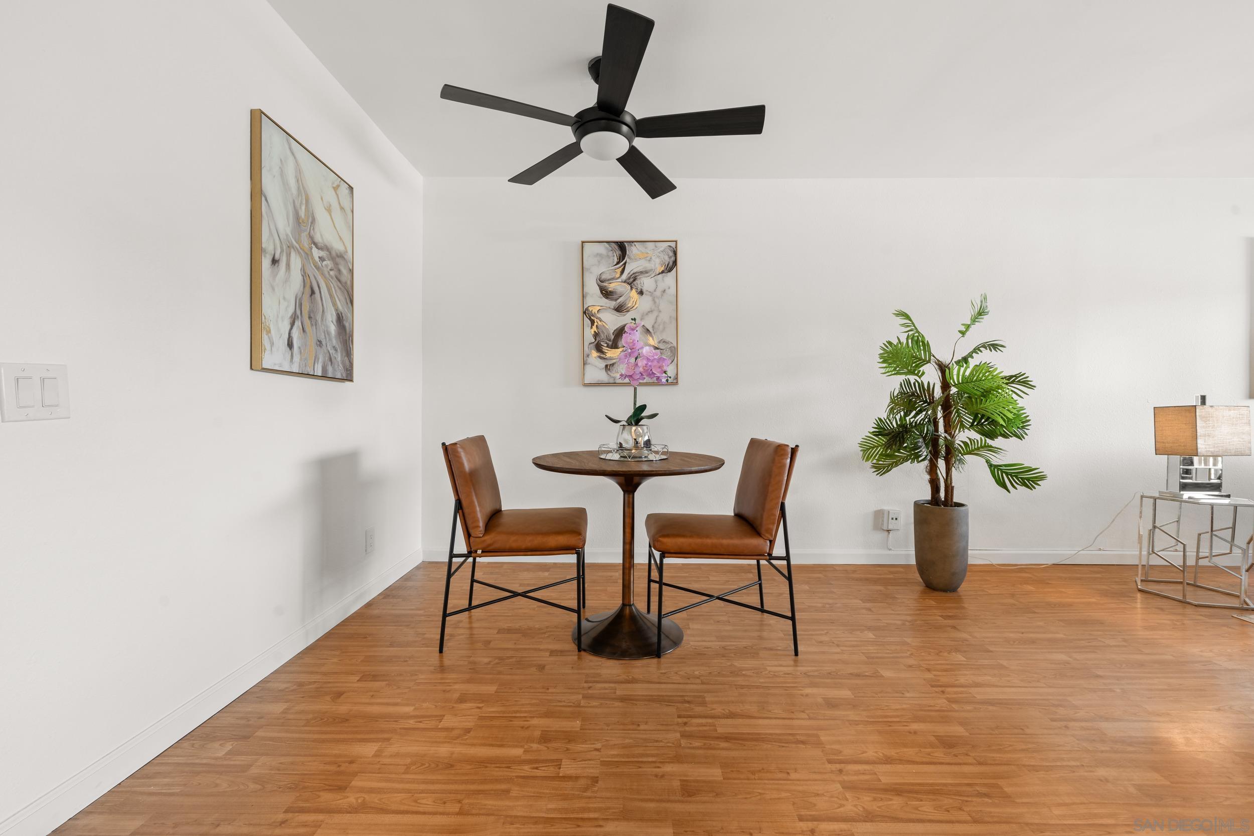 Detail Gallery Image 5 of 19 For 6202  Friars Rd  #215,  San Diego,  CA 92108 - 1 Beds | 1 Baths