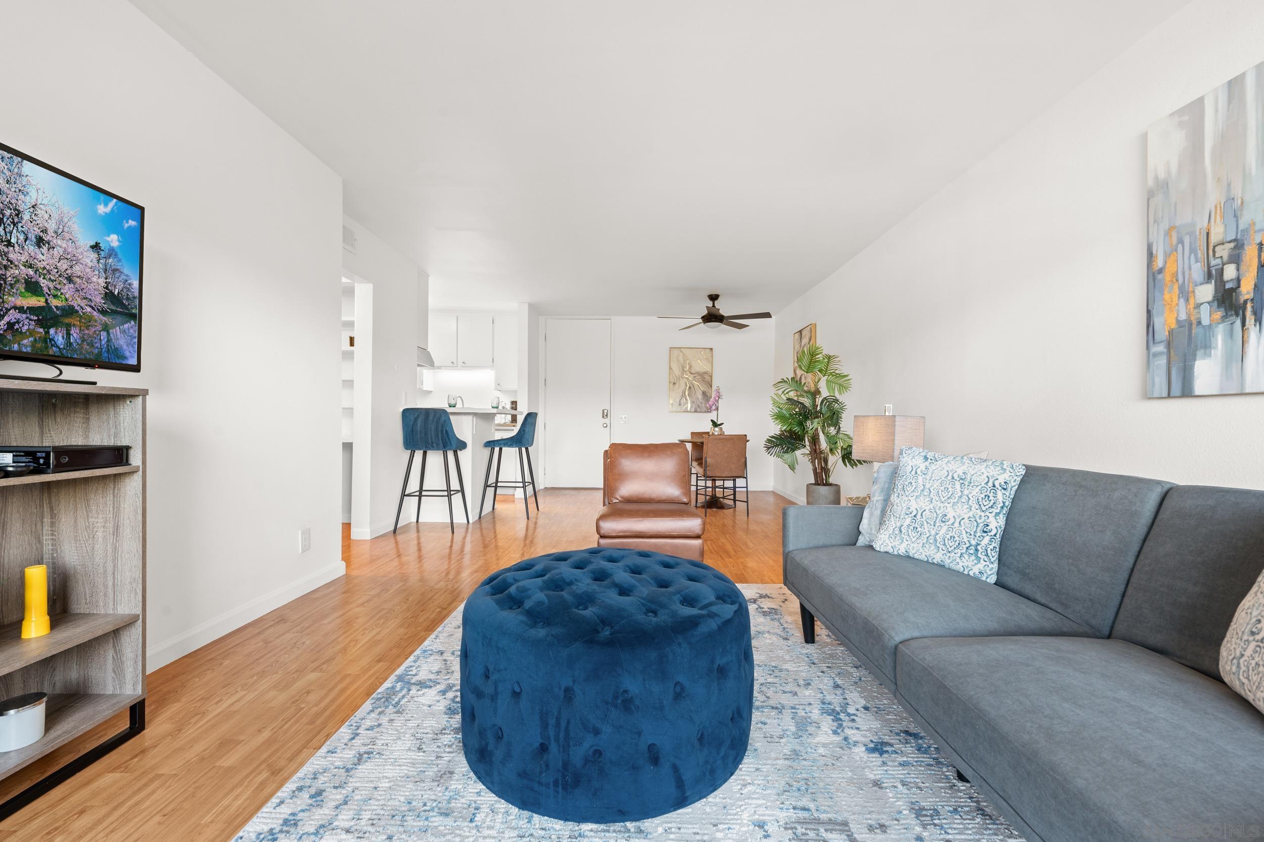 Detail Gallery Image 7 of 19 For 6202  Friars Rd  #215,  San Diego,  CA 92108 - 1 Beds | 1 Baths