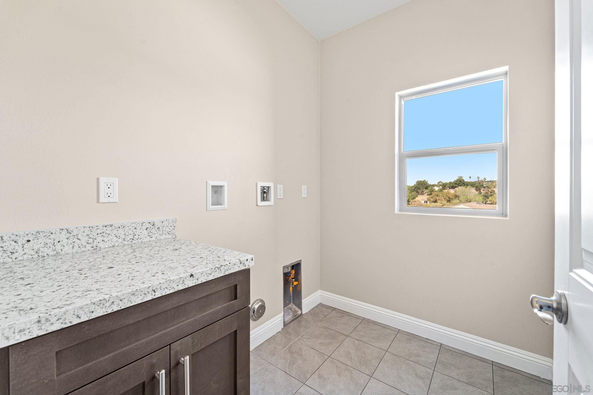 Detail Gallery Image 23 of 30 For 12649  via Vigneto, Lakeside,  CA 92040 - 4 Beds | 2/1 Baths