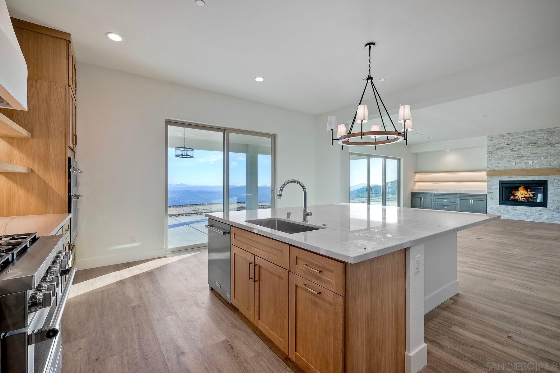 Detail Gallery Image 24 of 54 For 11631  via Trevi, Lakeside,  CA 92040 - 5 Beds | 3/1 Baths