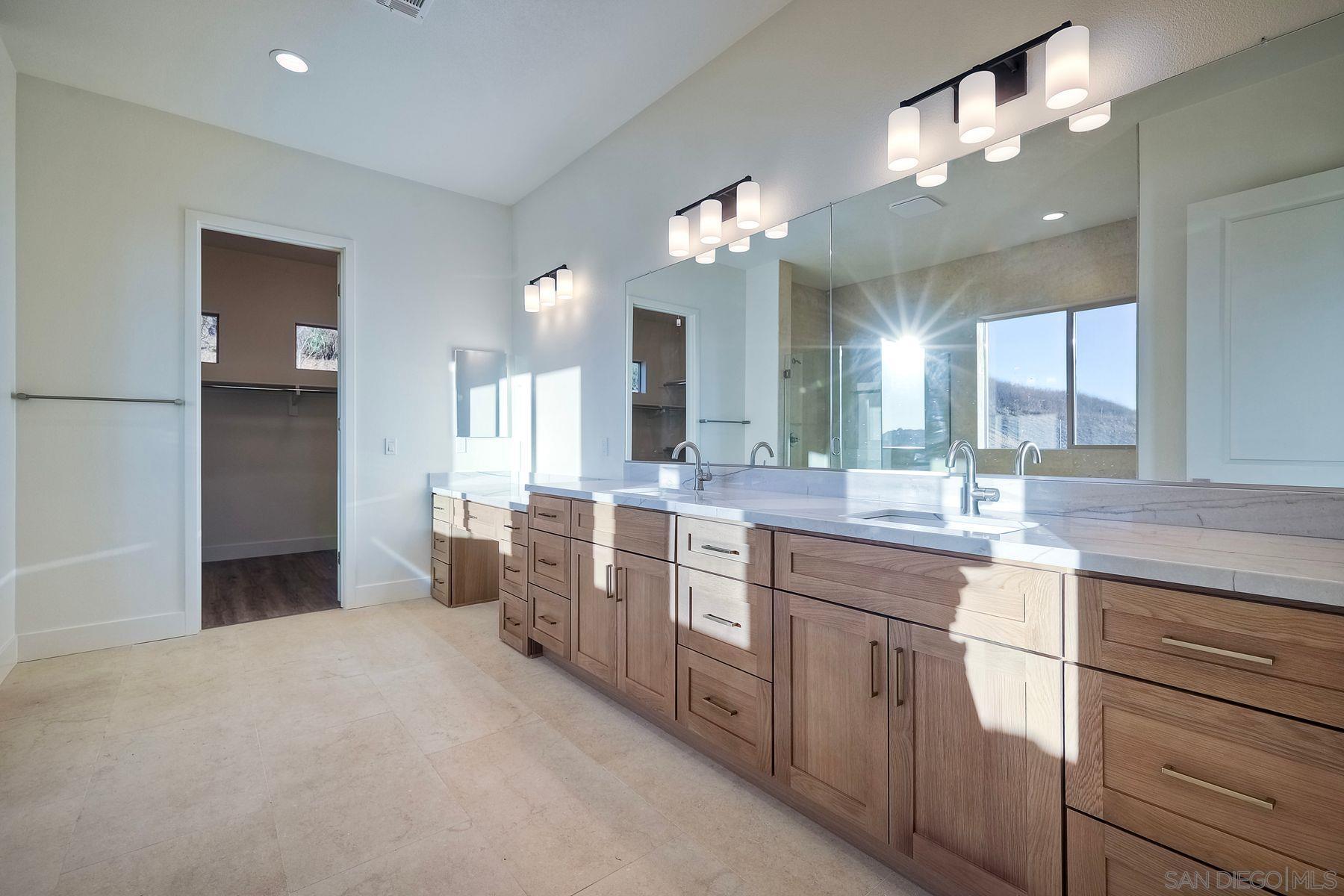 Detail Gallery Image 28 of 54 For 11631  via Trevi, Lakeside,  CA 92040 - 5 Beds | 3/1 Baths