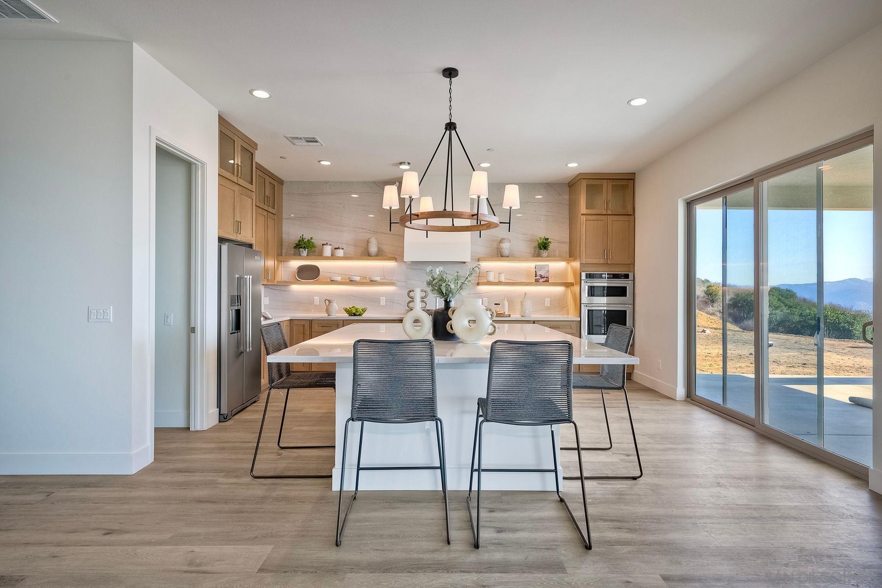 Detail Gallery Image 38 of 54 For 11631  via Trevi, Lakeside,  CA 92040 - 5 Beds | 3/1 Baths