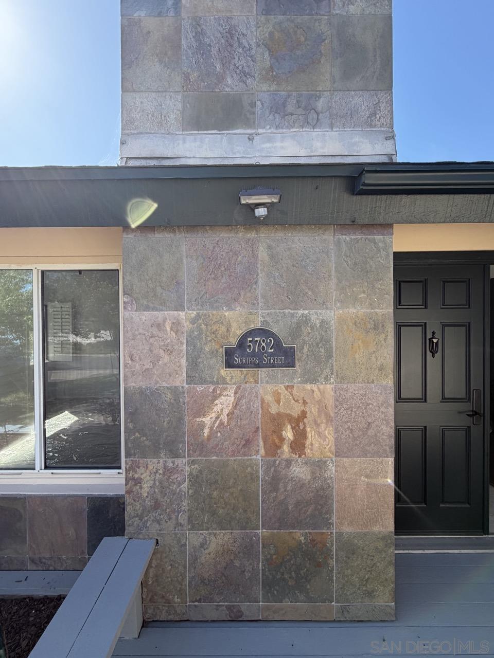 Detail Gallery Image 2 of 44 For 5782  Scripps, San Diego,  CA 92122 - 3 Beds | 2 Baths