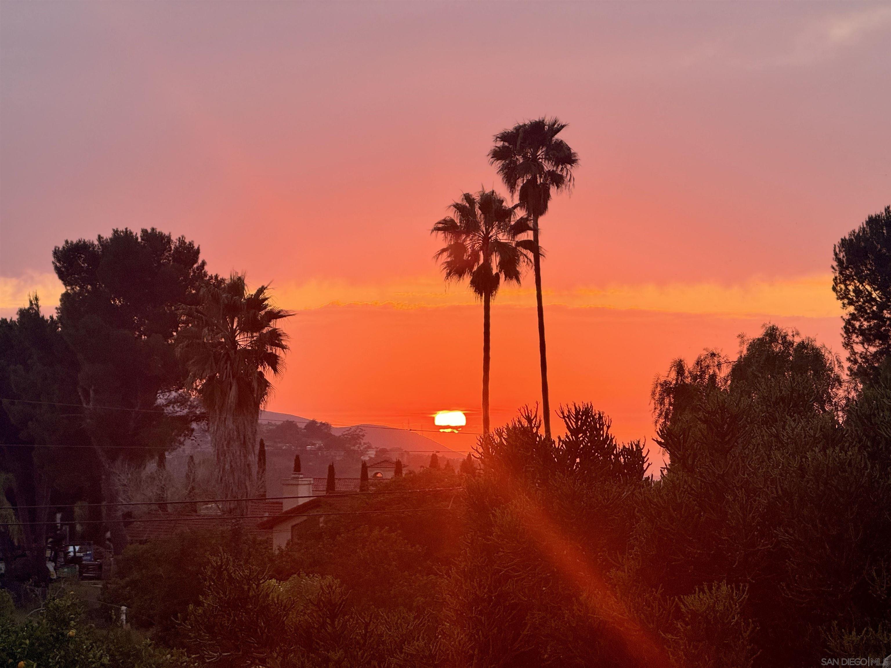 Detail Gallery Image 3 of 51 For 3605  Hidden Trail Dr, Jamul,  CA 91935 - 4 Beds | 3 Baths