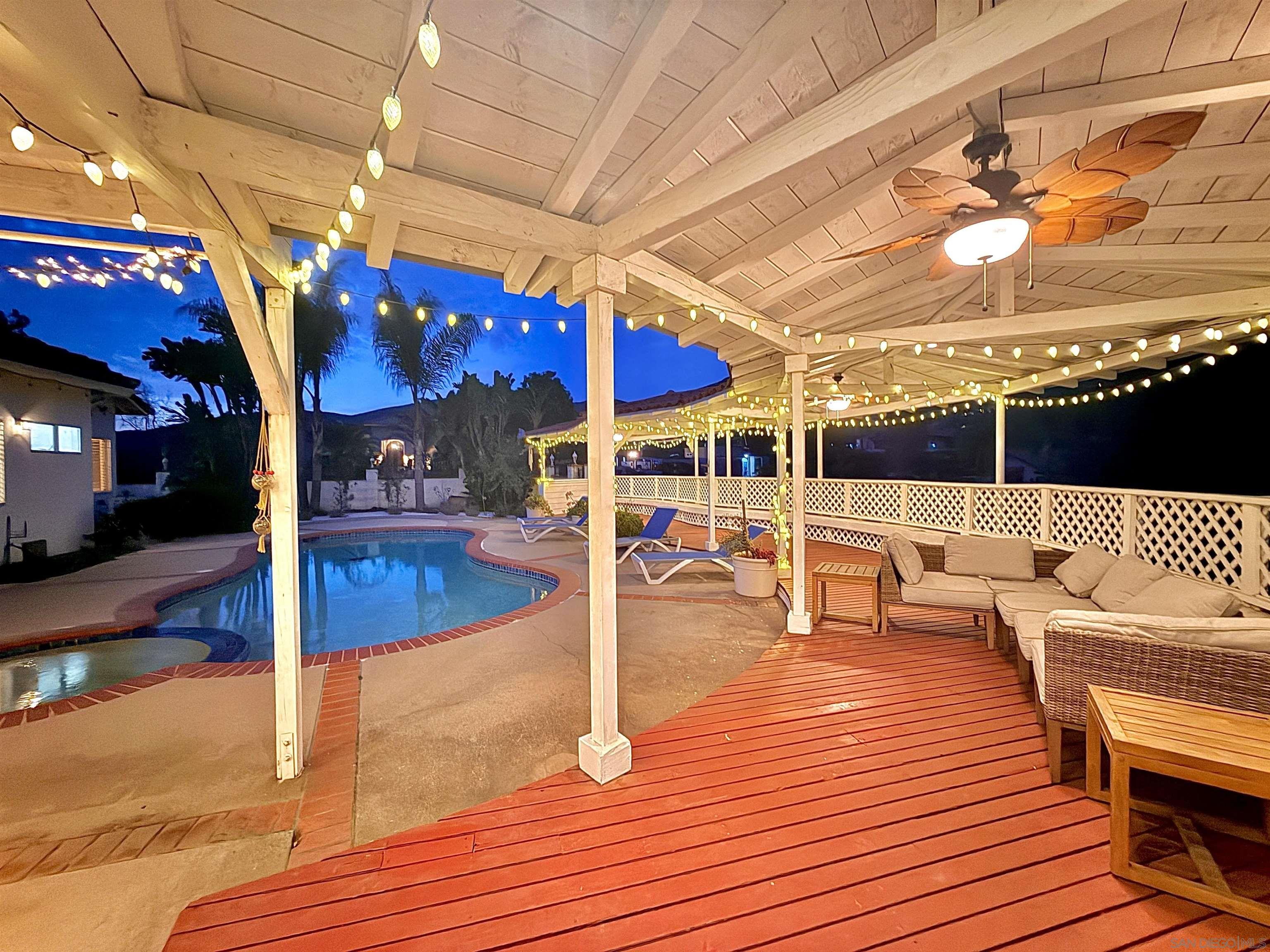 Detail Gallery Image 7 of 51 For 3605  Hidden Trail Dr, Jamul,  CA 91935 - 4 Beds | 3 Baths