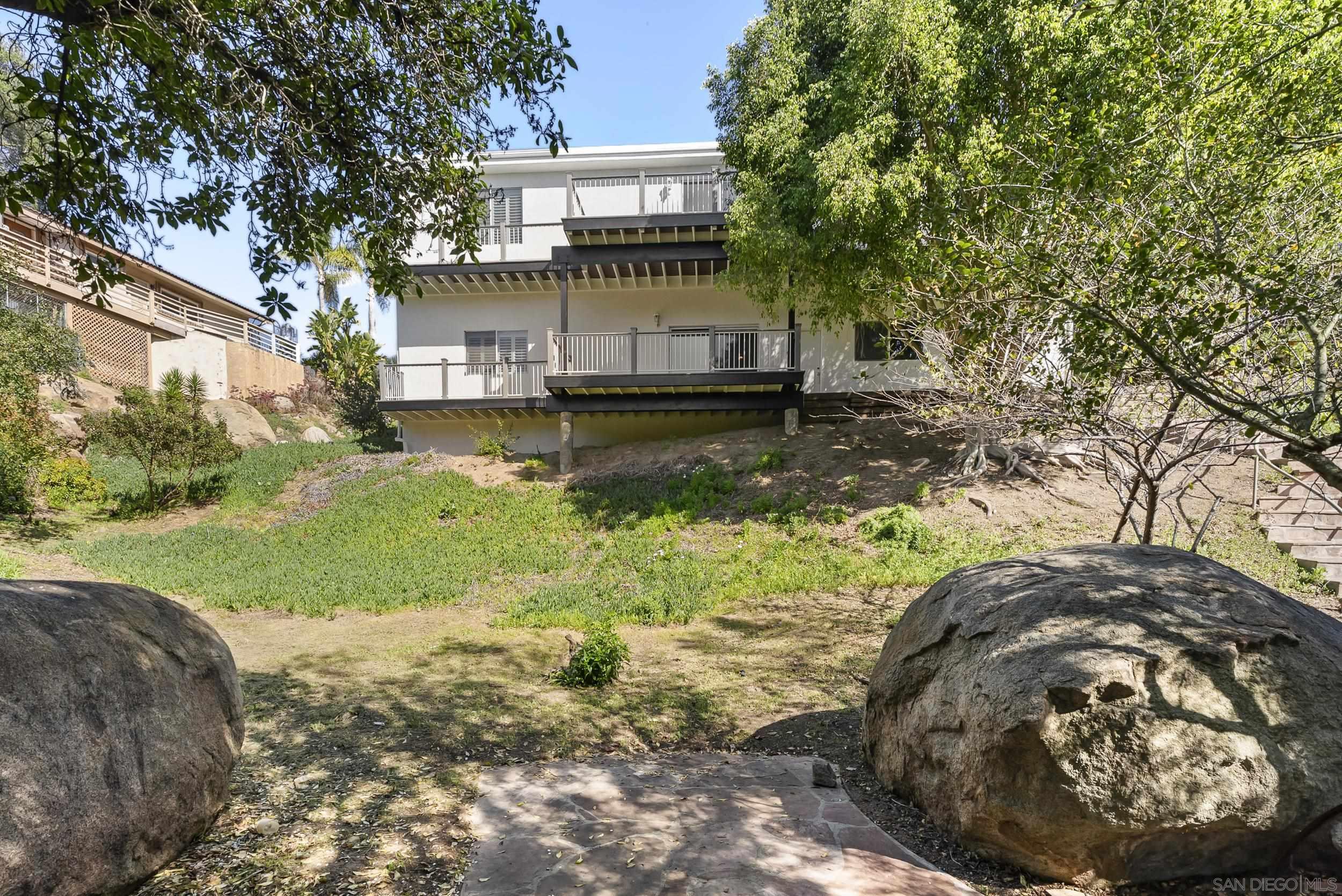 Detail Gallery Image 41 of 50 For 28328  Kettering Ln, Escondido,  CA 92026 - 3 Beds | 2/1 Baths