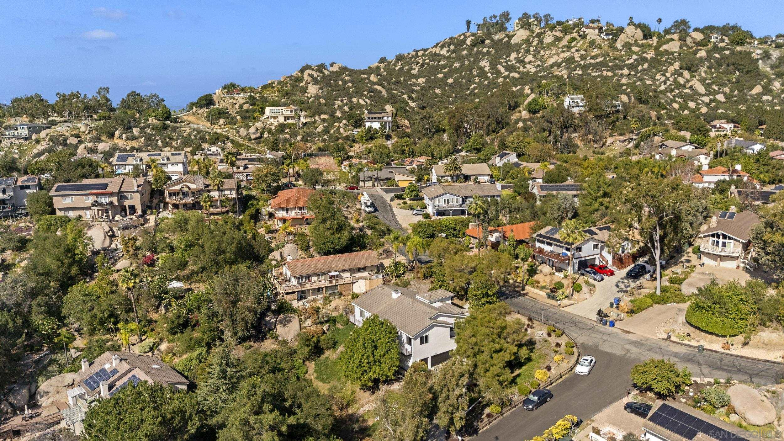 Detail Gallery Image 47 of 50 For 28328  Kettering Ln, Escondido,  CA 92026 - 3 Beds | 2/1 Baths