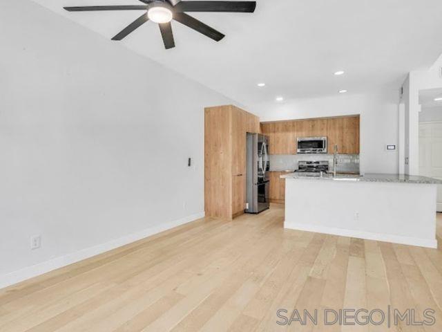 Detail Gallery Image 5 of 14 For 1113  Pacific Grove Loop, Chula Vista,  CA 91915 - 4 Beds | 2/1 Baths