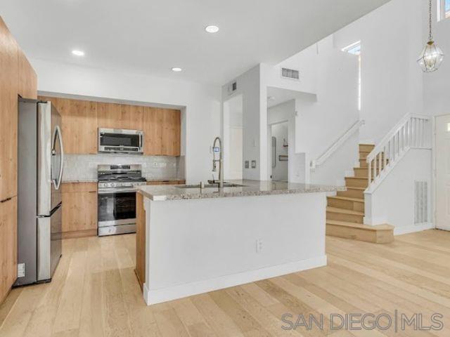 Detail Gallery Image 6 of 14 For 1113  Pacific Grove Loop, Chula Vista,  CA 91915 - 4 Beds | 2/1 Baths